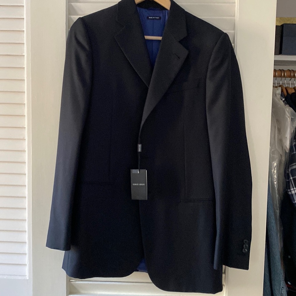 new with tags Giorgio Armani 48 regular men’s jacket 38 EU signature dark blue